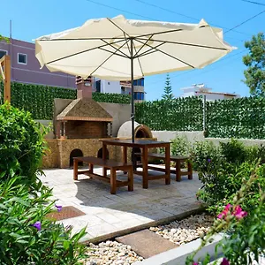Apartment Ideal House &